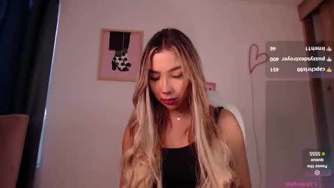 Snapshot of mariana_es chatting on March 2025 07:15:02 PM Mariana online show from March 2025 07:15:02 PM
