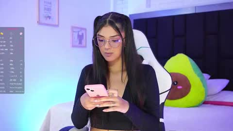 Snapshot of mariana_monroe04 chatting on November 2025 07:04:02 PM Mariana online show from November 2025 07:04:02 PM