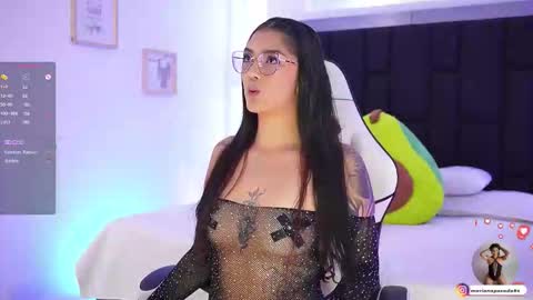 Snapshot of mariana_monroe04 chatting on November 2025 07:01:02 PM Mariana online show from November 2025 07:01:02 PM