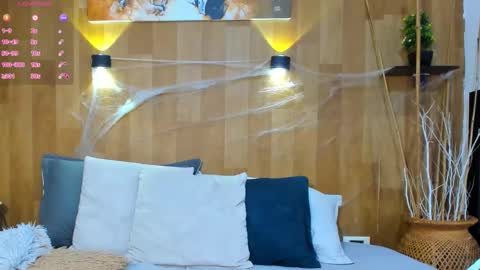 Mariana Angel online show from November 2025 01:13:01 PM