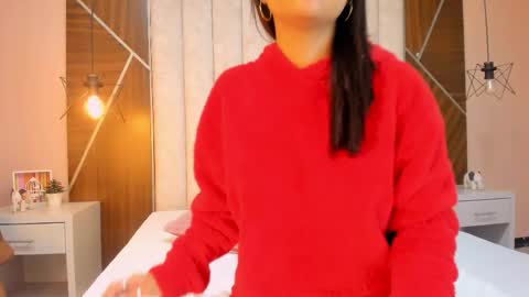 Mariana  online show from October 2025 12:39:02 PM