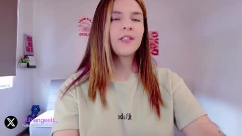 Snapshot of mariangeel_ chatting on October 2025 03:23:02 PM mariangeel_ online show from October 2025 03:23:02 PM