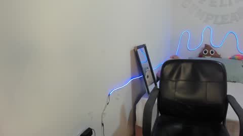 Mariangel online show from December 2024 07:42:01 PM