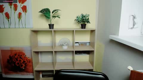 Mariia online show from January 2025 02:14:01 PM