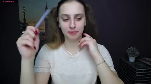 Mariia online show from January 2025 11:43:01 AM