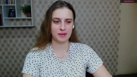 Snapshot of mariatess_ chatting on December 2025 12:53:02 PM Mariia online show from December 2025 12:53:02 PM