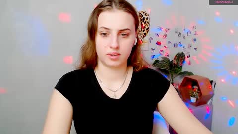 Snapshot of mariatess_ chatting on January 2026 02:01:02 PM Mariia online show from January 2026 02:01:02 PM