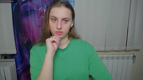 Snapshot of mariatess_ chatting on February 2026 01:52:01 PM Mariia online show from February 2026 01:52:01 PM
