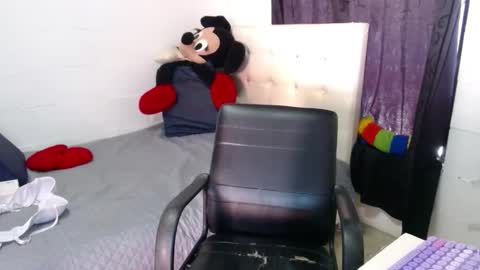 Snapshot of marie__brown chatting on November 2025 03:12:01 PM Marie online show from November 2025 03:12:01 PM