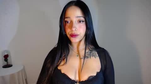 Snapshot of marie_daved chatting on November 2025 03:08:02 AM Nicolle online show from November 2025 03:08:02 AM