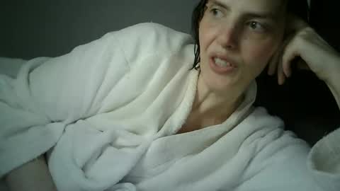 Snapshot of mariejojo chatting on November 2025 01:50:01 PM Mariejojo online show from November 2025 01:50:01 PM