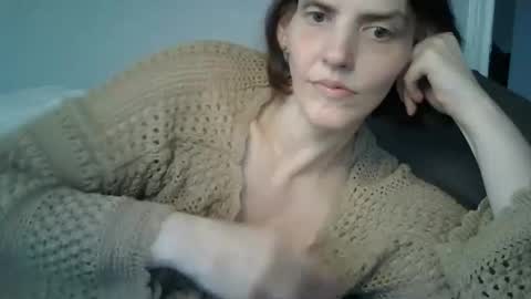 Snapshot of mariejojo chatting on November 2025 04:50:01 PM Mariejojo online show from November 2025 04:50:01 PM