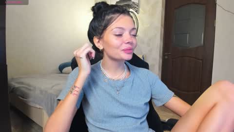 Maria  online show from January 2025 05:37:01 PM