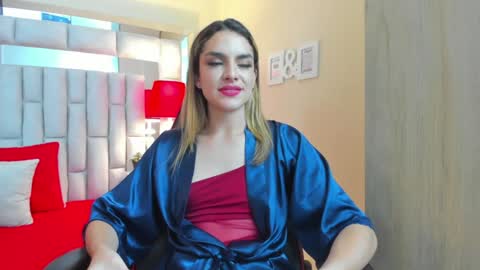 mariiahneedles online show from January 2025 09:35:02 PM