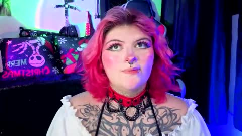 mariiana_velezz online show from December 2025 11:14:02 PM