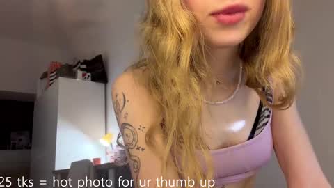 Snapshot of mariluspringle chatting on March 2026 04:46:01 PM Elisabeth online show from March 2026 04:46:01 PM