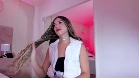 Marilyn online show from October 2025 12:27:01 PM