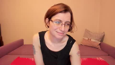 Marilyn online show from November 2025 03:24:02 PM