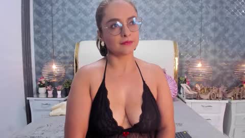 Marilyn Vega online show from January 2026 08:57:02 PM