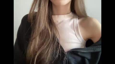 Snapshot of marinalovenow chatting on March 2025 02:18:02 PM Marina online show from March 2025 02:18:02 PM