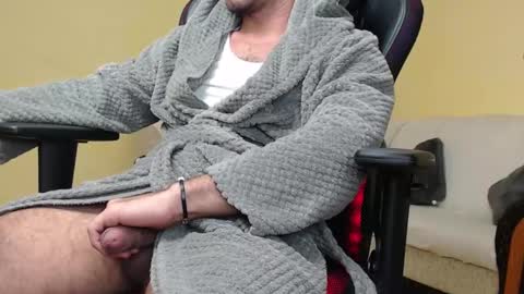 marioslim online show from December 2024 04:25:01 PM