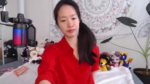 MarissaPeach online show from December 2025 03:42:01 PM