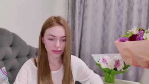 Snapshot of mariwell chatting on April 2026 09:39:01 PM mariwell online show from April 2026 09:39:01 PM