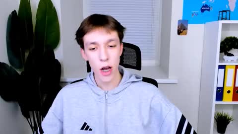 Mark online show from December 2025 03:52:01 PM