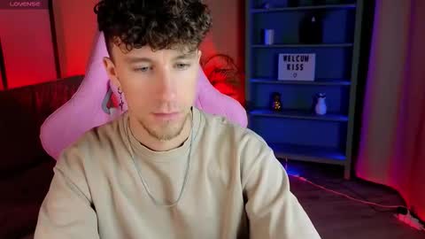 mark_caron online show from November 2025 08:41:01 PM