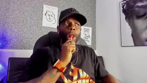 Mark online show from February 2026 04:31:02 AM