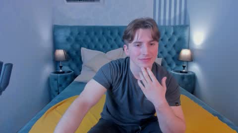 Mark online show from November 2025 12:53:01 PM