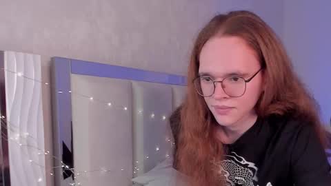 Mark online show from October 2025 04:15:02 PM