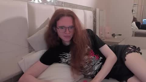 Mark online show from November 2025 10:25:02 AM