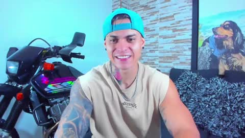 Snapshot of marko_toro__ chatting on December 2024 04:34:02 AM Sebastian online show from December 2024 04:34:02 AM