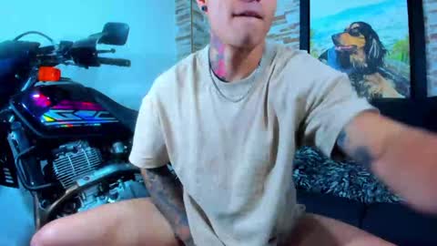 Snapshot of marko_toro__ chatting on January 2025 05:53:01 AM Sebastian online show from January 2025 05:53:01 AM