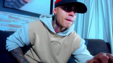 Snapshot of marko_toro__ chatting on January 2025 02:18:01 AM Sebastian online show from January 2025 02:18:01 AM