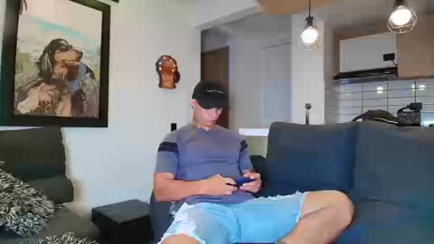 Snapshot of marko_toro__ chatting on September 2025 11:39:02 PM Sebastian online show from September 2025 11:39:02 PM