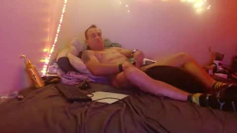 markymark101825061 online show from January 2025 10:14:02 AM