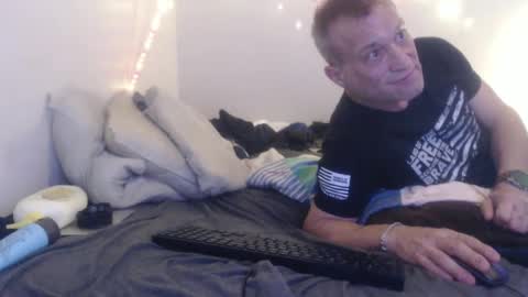 Snapshot of markymark515 chatting on February 2025 10:14:02 PM MarkyMark7169 online show from February 2025 10:14:02 PM