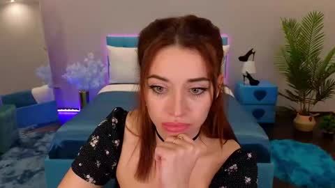 MarlaDewis online show from November 2025 12:00:01 AM