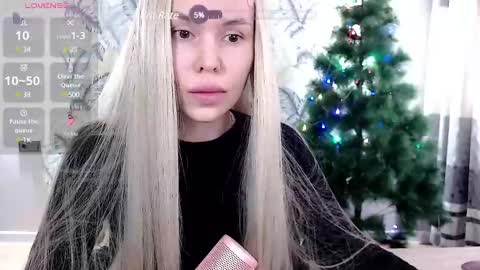 Snapshot of marmalade_fox chatting on January 2025 06:57:01 AM Marmalade Fox online show from January 2025 06:57:01 AM