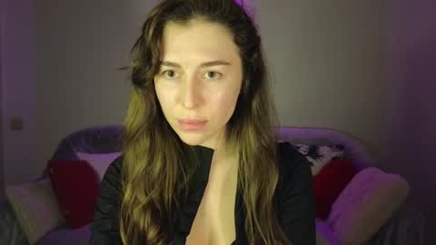 Mary online show from December 2025 02:22:01 PM