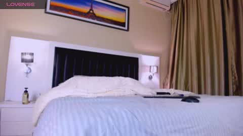 Mari online show from October 2025 06:14:01 AM