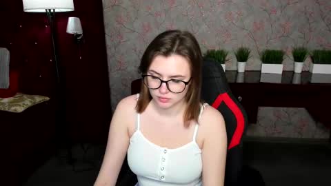 Marrie online show from March 2025 01:30:02 PM