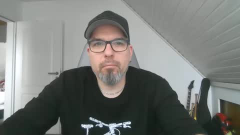 marriedcock1980 online show from January 2025 12:12:02 PM