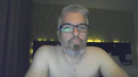 marriedcock1980 online show from September 2025 06:10:01 PM