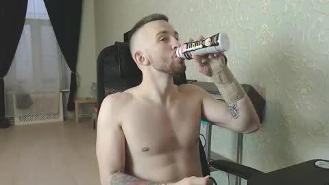 Snapshot of marselle_looker chatting on November 2025 11:57:02 AM Marselle online show from November 2025 11:57:02 AM