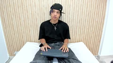 MARSHALL online show from September 2025 01:24:02 PM