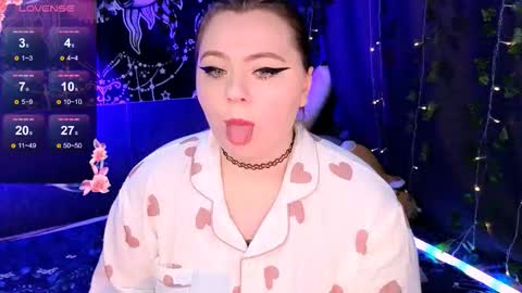 marshmallowbeauty_ online show from November 2025 06:15:01 PM