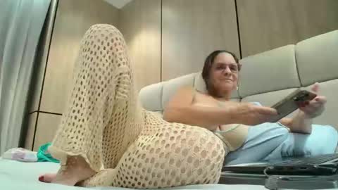 Snapshot of martha_mature chatting on November 2025 02:11:01 AM martha online show from November 2025 02:11:01 AM